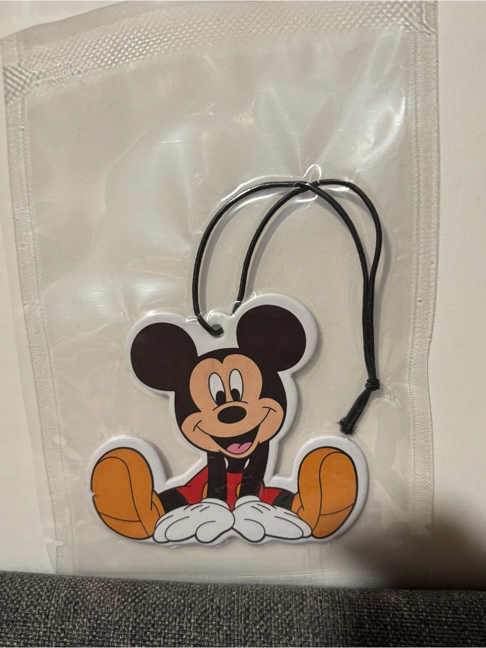 Mickey Mouse Hanging Tag car sit Freshner